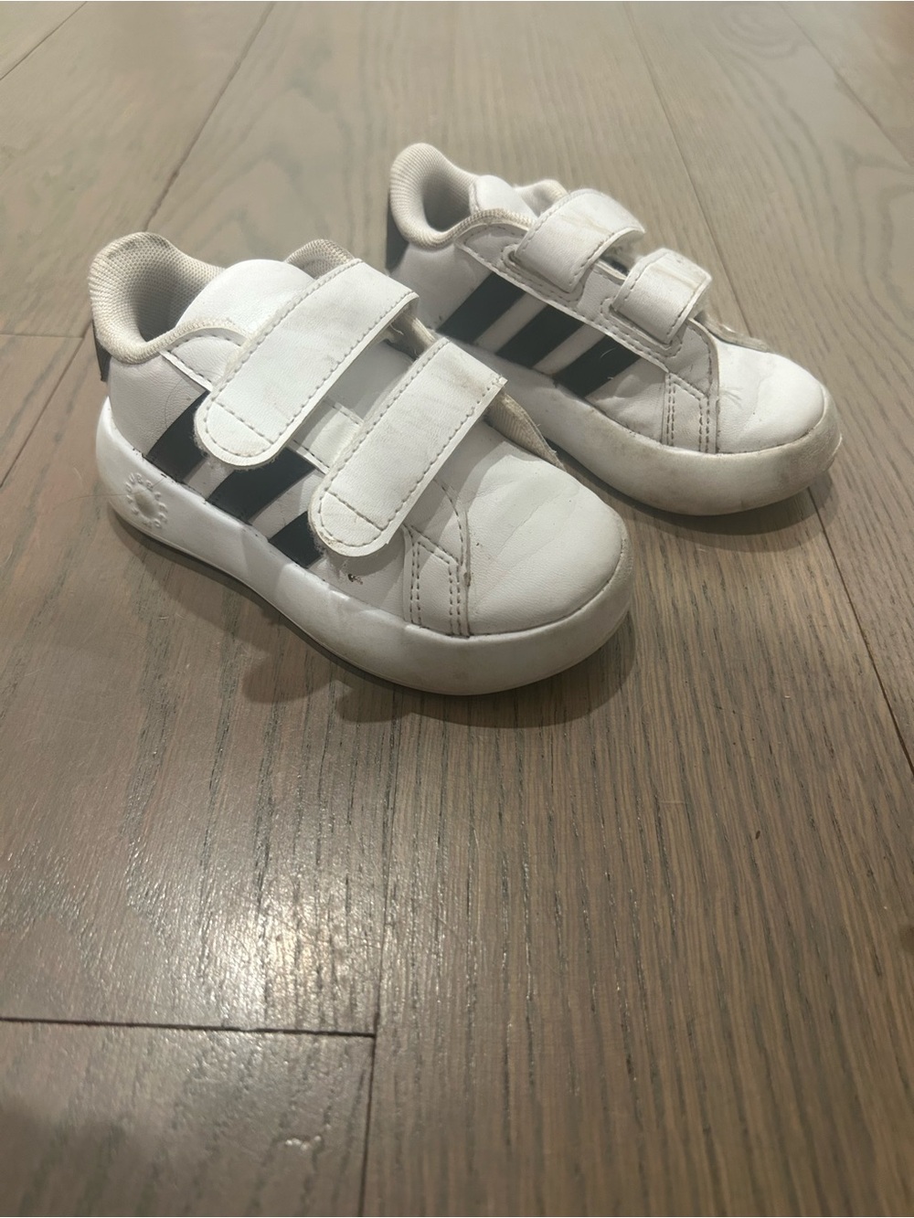Adidas Kids White and Black Velcro Sneakers toddler size 7k